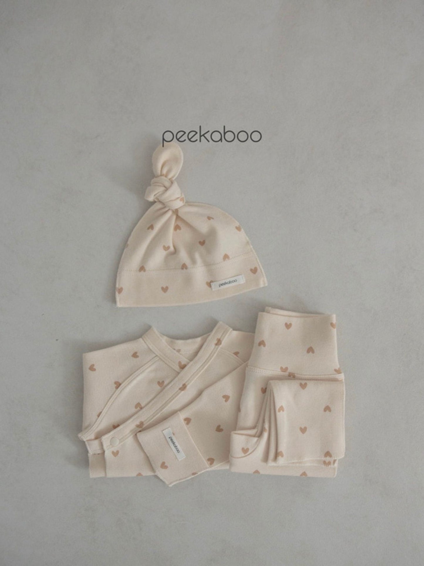 peekaboo / Dalcong newborn set
