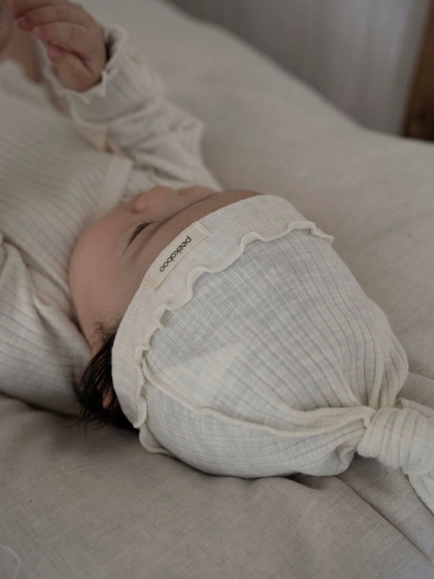 peekaboo / Ann newborn set