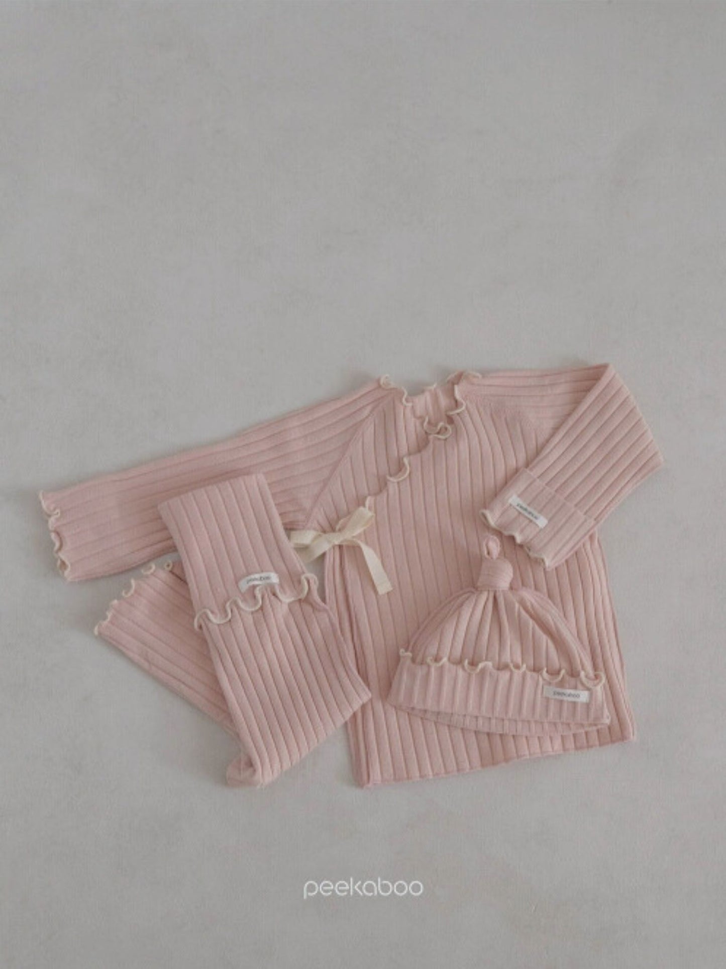 peekaboo / Riley newborn set