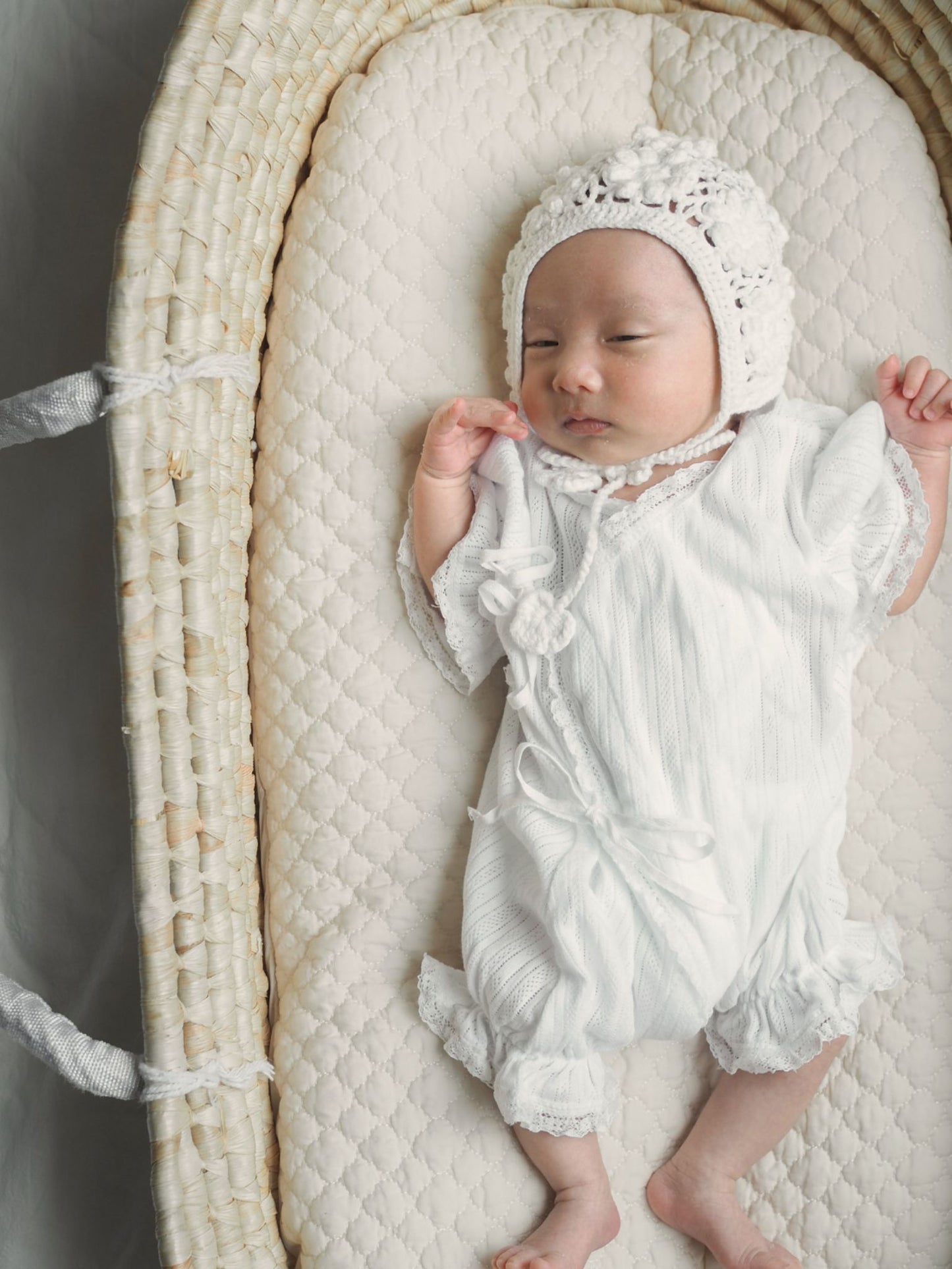 monbebe / Eyelet glory suit