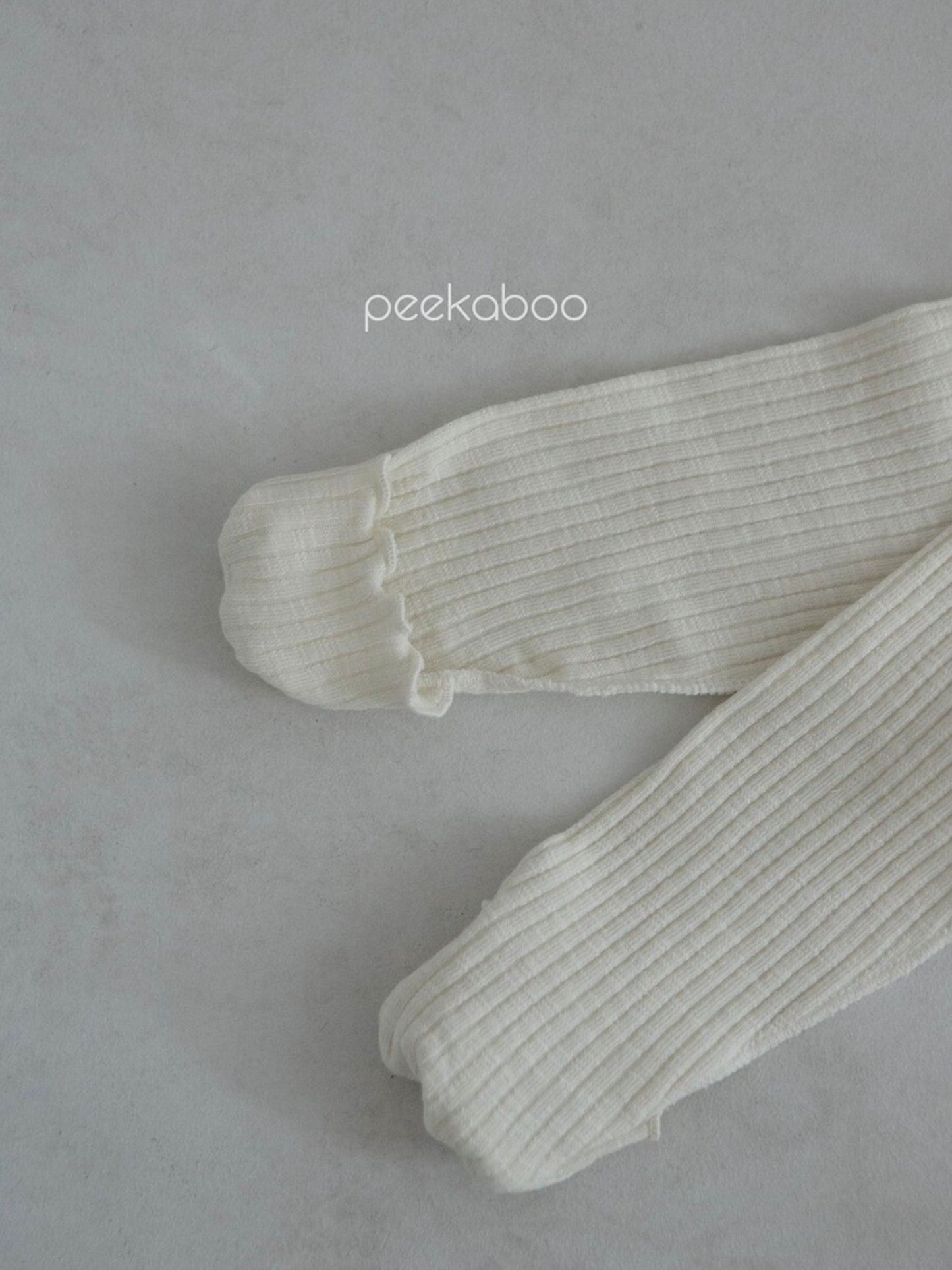 peekaboo / Ann newborn set