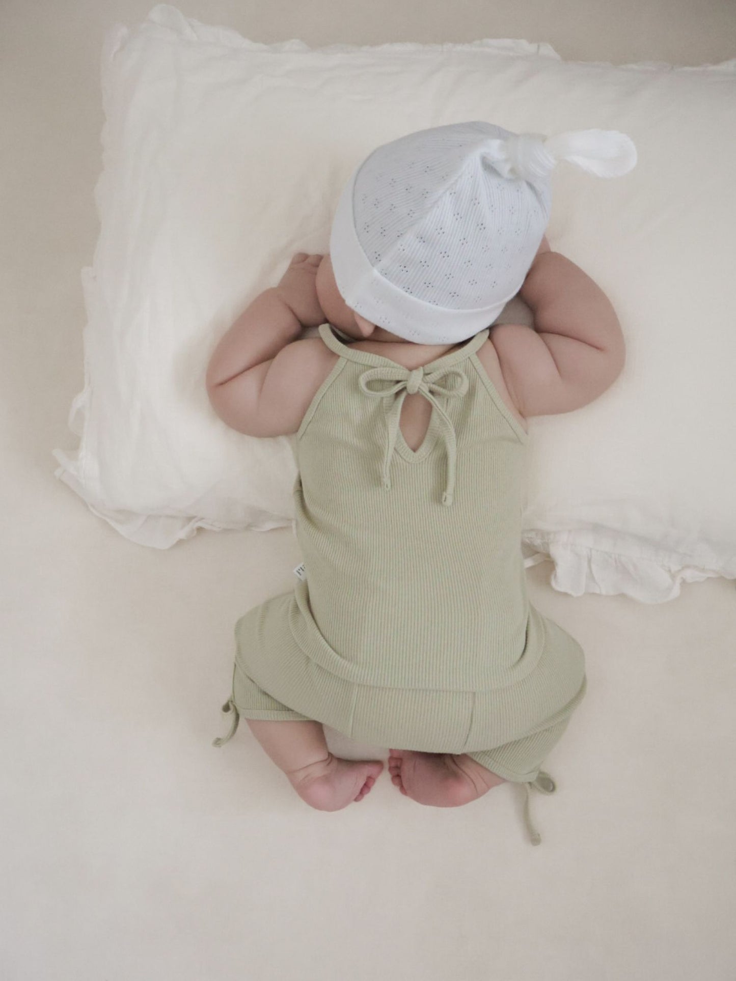 peekaboo / sweet pea baby set