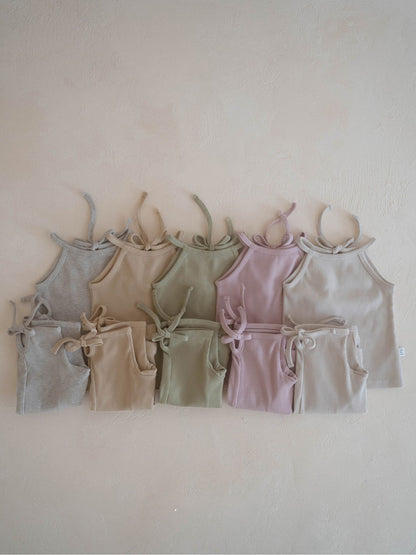 peekaboo / sweet pea baby set