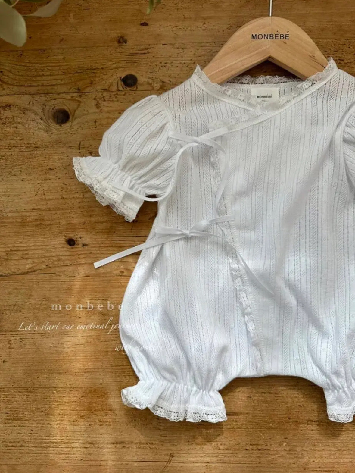 monbebe / Eyelet glory suit