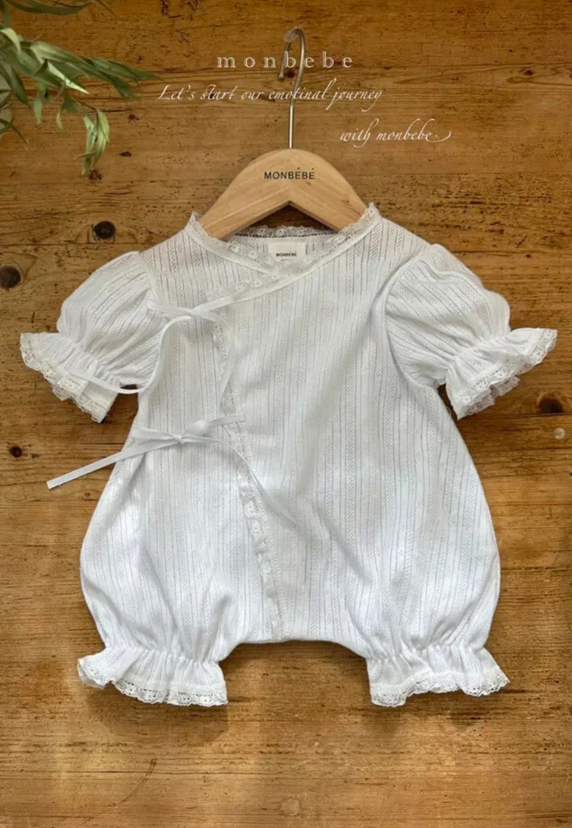 monbebe / Eyelet glory suit